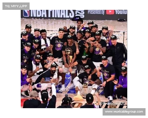 NBA季后赛激战正酣 各大豪强为总冠军荣耀奋力拼搏 NBA季后赛激战正酣 各大豪强为总冠军荣耀奋力拼搏